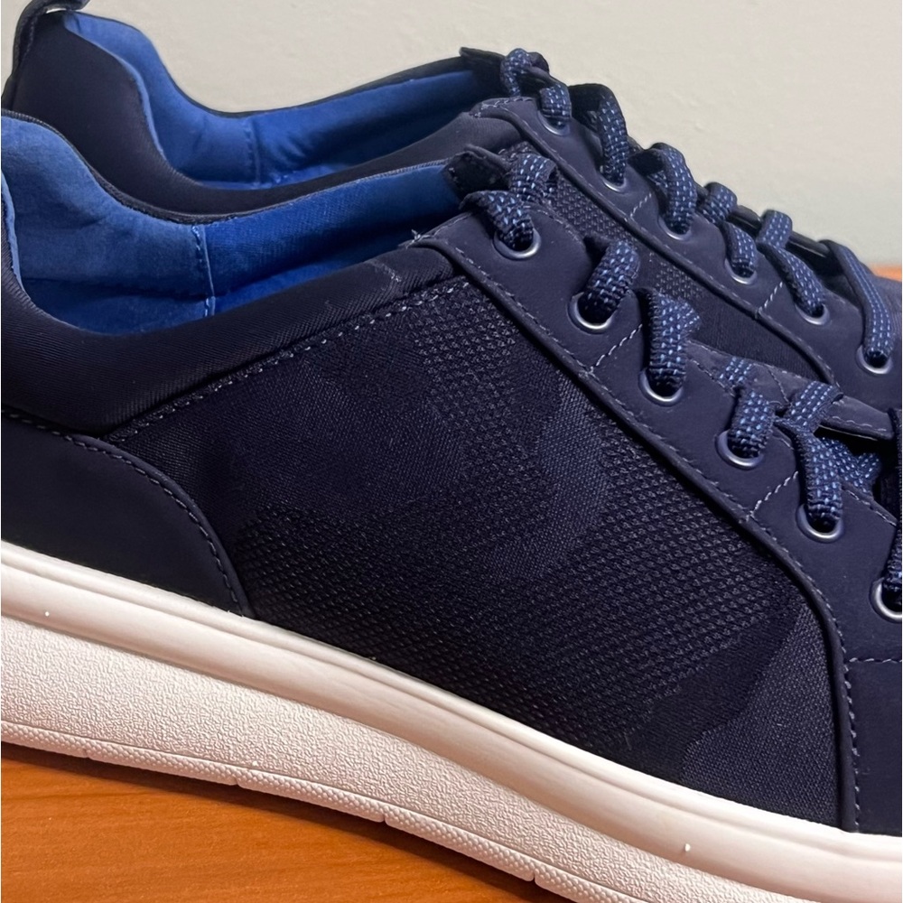 Women's Cloud Steppers Ezera Lace Sneaker Shoes Dark Navy Size 9 NWOB - Picture 8 of 11